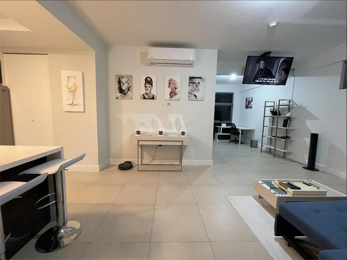Daire Luxury High-Rise Smart Condo At Parkhurst 1.