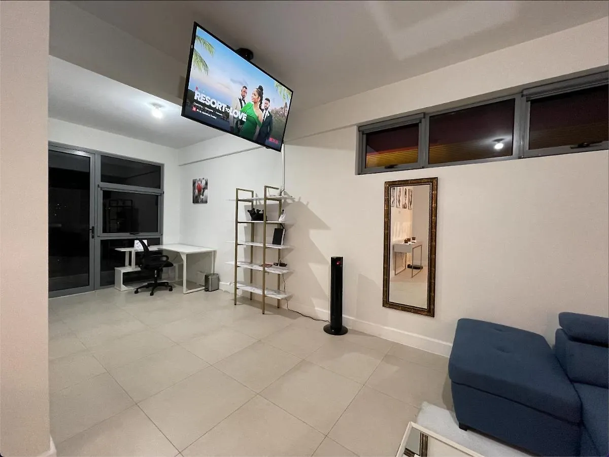 Luxury High-Rise Smart Condo At Parkhurst 1. 0*, Kingston